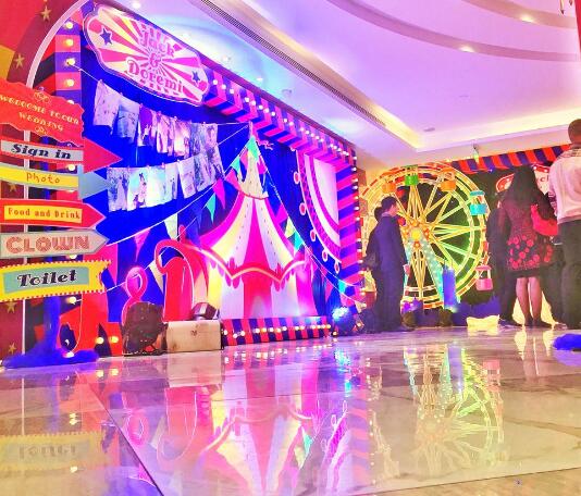 歡樂(lè)馬戲團(tuán)