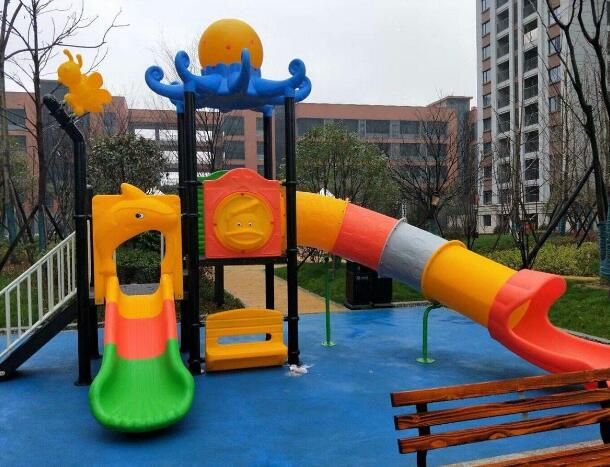 大型兒童游樂設(shè)備實拍