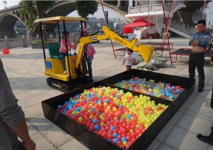 兒童游樂設(shè)備