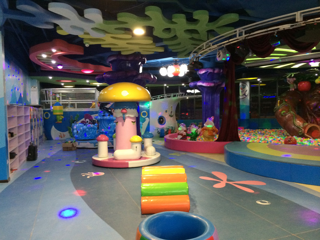 兒童樂園淘氣堡 游樂設(shè)備廠家，淘氣堡配件，室內(nèi)游樂設(shè)備，拆裝淘氣堡，電動淘氣堡。