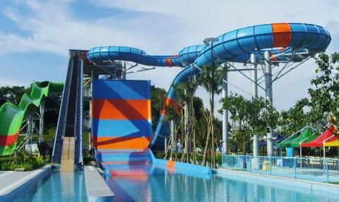 游樂(lè)水上設(shè)備