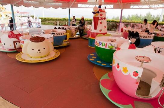 轉(zhuǎn)馬游樂(lè)設(shè)備