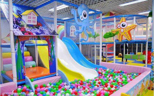 游樂(lè)設(shè)施