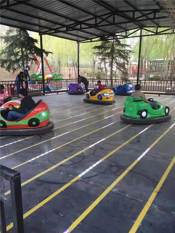 電瓶卡丁車(chē)