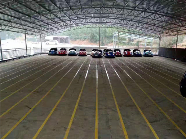 電瓶卡丁車(chē)