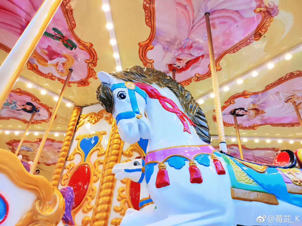 主題樂園豪華轉(zhuǎn)馬