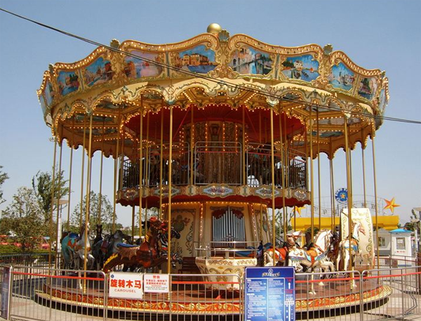 豪華雙層轉(zhuǎn)馬